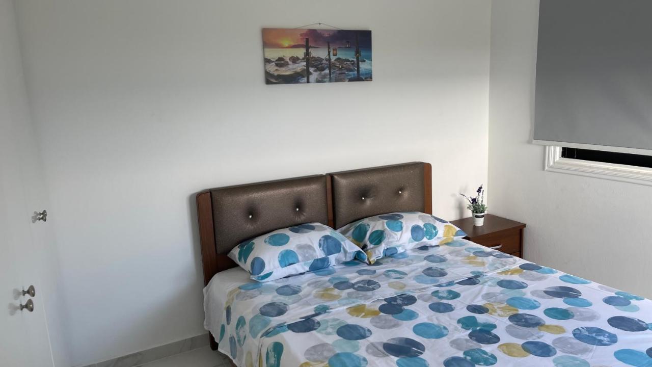Beachfront Villa - Dasaki Larnaca Eksteriør billede
