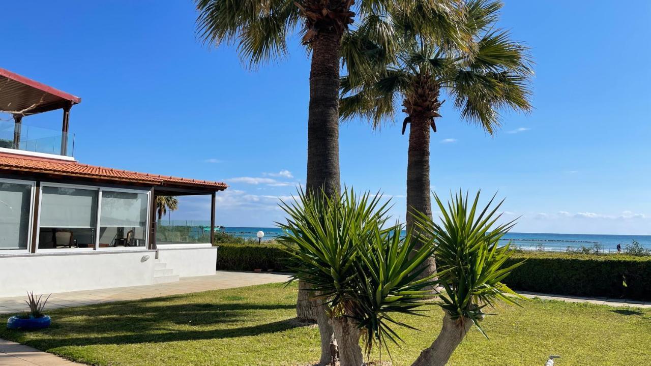 Beachfront Villa - Dasaki Larnaca Eksteriør billede